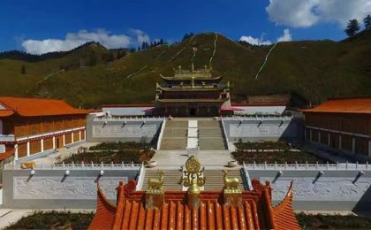 朵什寺举行法会诵“金光明经”“陀罗尼集”“般若八千颂”等