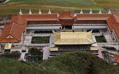 朵什寺农历二月法会通启